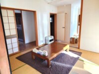 宿泊施設「やなせお試し住宅」居間
