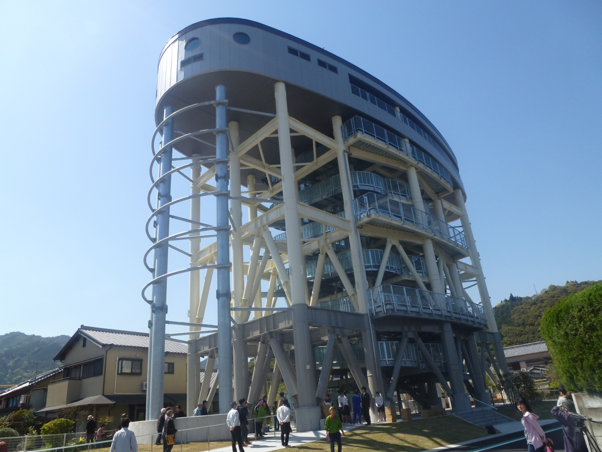 津波避難タワー