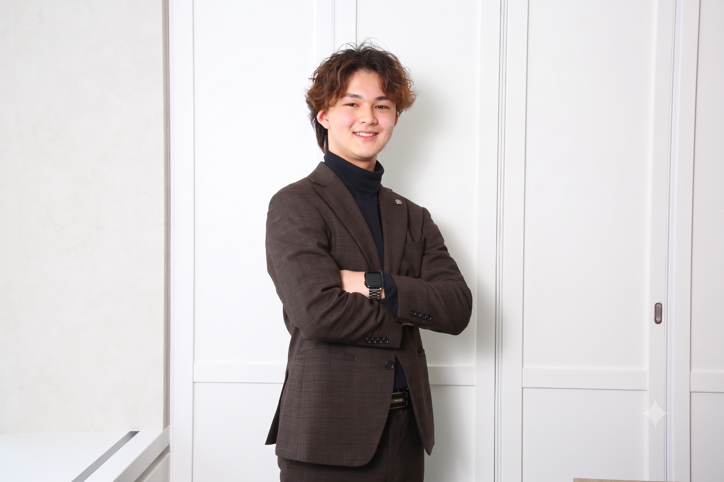 【企画営業】◆年間休日127日◆土日祝日休み◆キャリアアップを目指す◆グループ各事業の成長を支える仕事です。