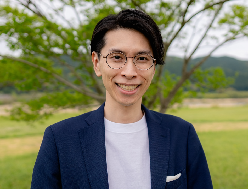 井上氏
