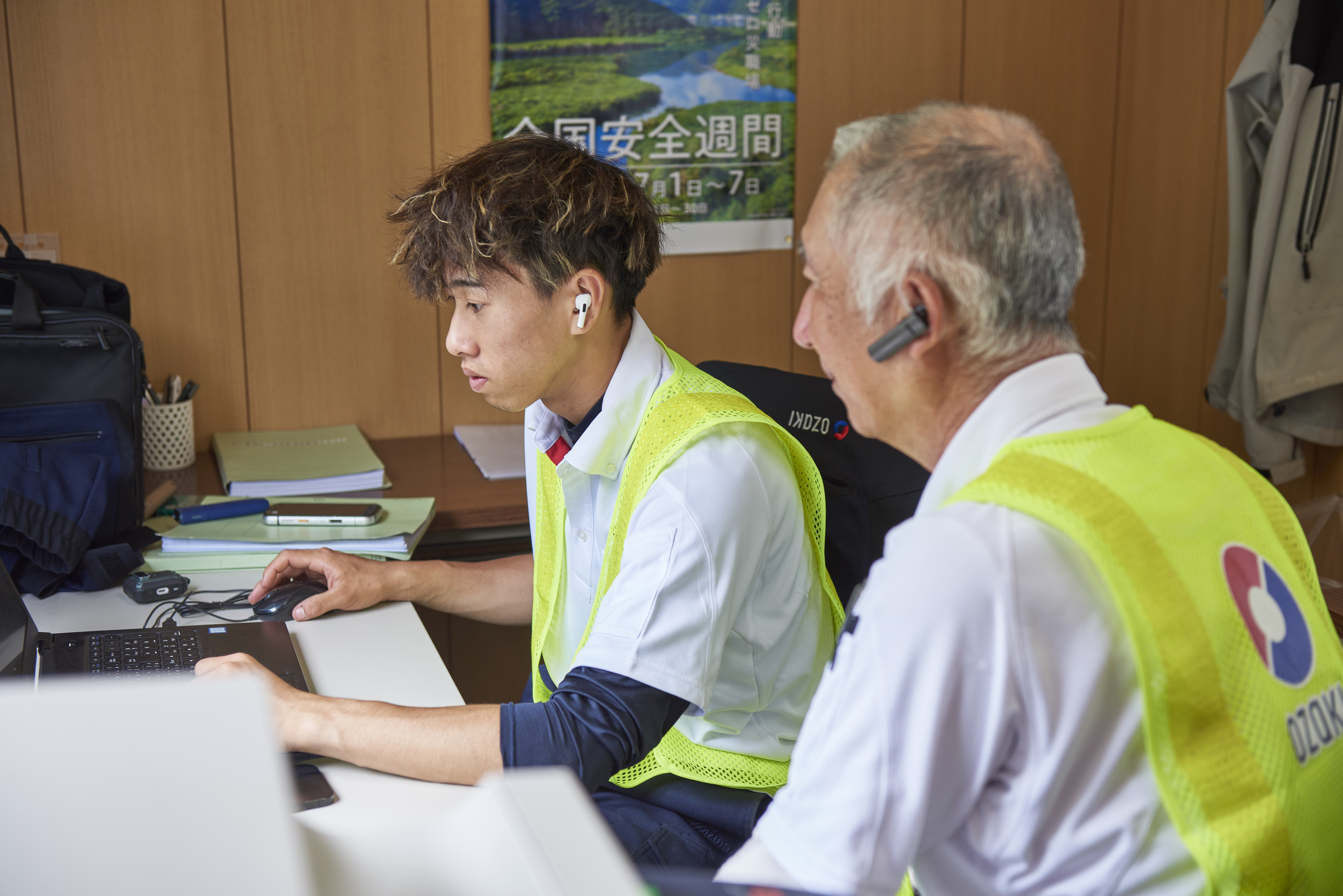 【土木技術者補佐】経験不問◆年間休日112日◆資格取得支援制度あり◆未経験から始めて土木施工管理技士1級・2級の取得が目指せます！◆2024年新社屋完成！◆地域とともに100年。土木のオザケンで、次の100年をつくる仲間を募集！