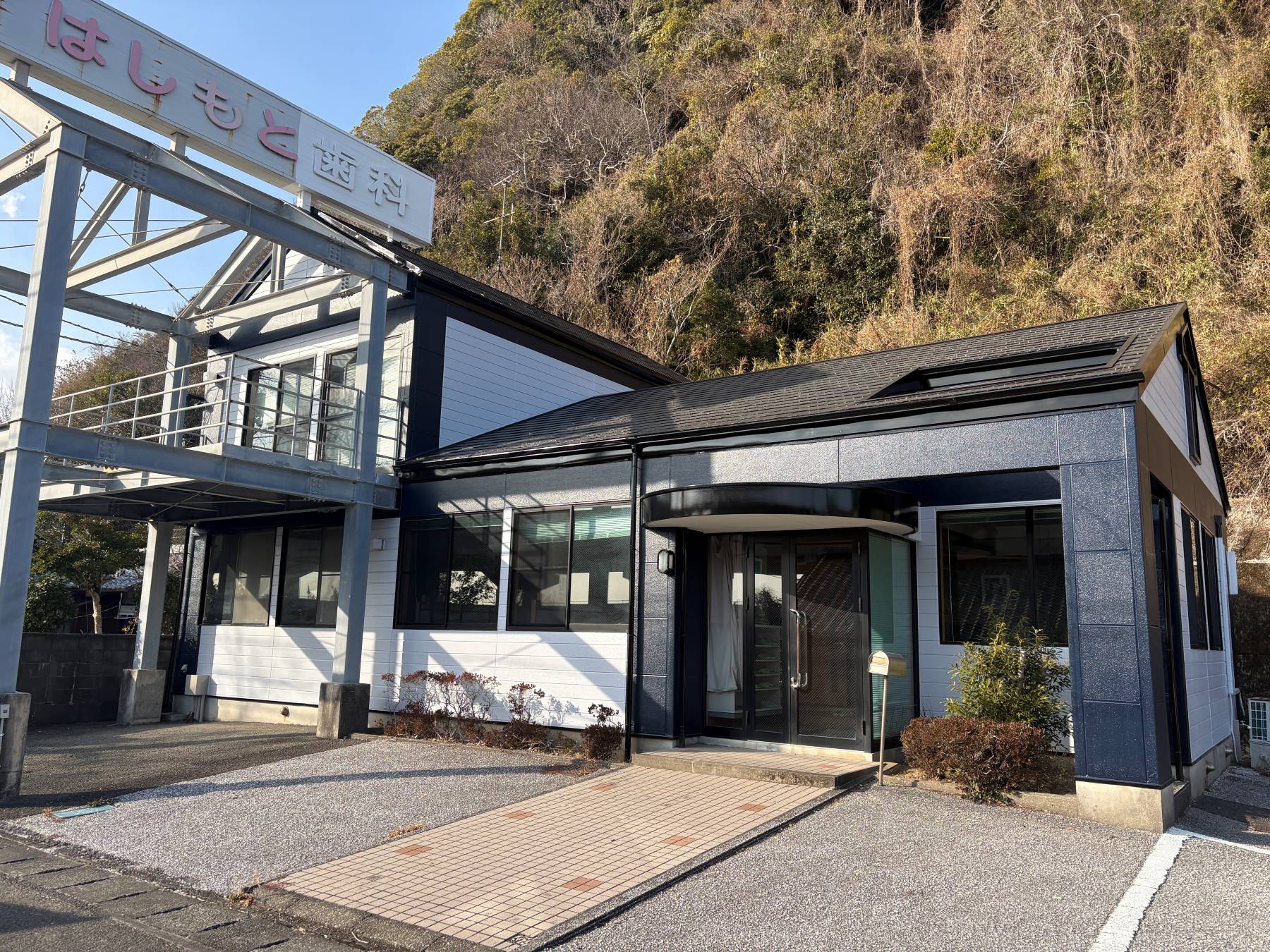 【獣医師(スペイクリニック)】犬・猫の不妊去勢手術に特化したスペイクリニックの獣医師◆TNR活動での地域貢献◆住居施設有り、相談可