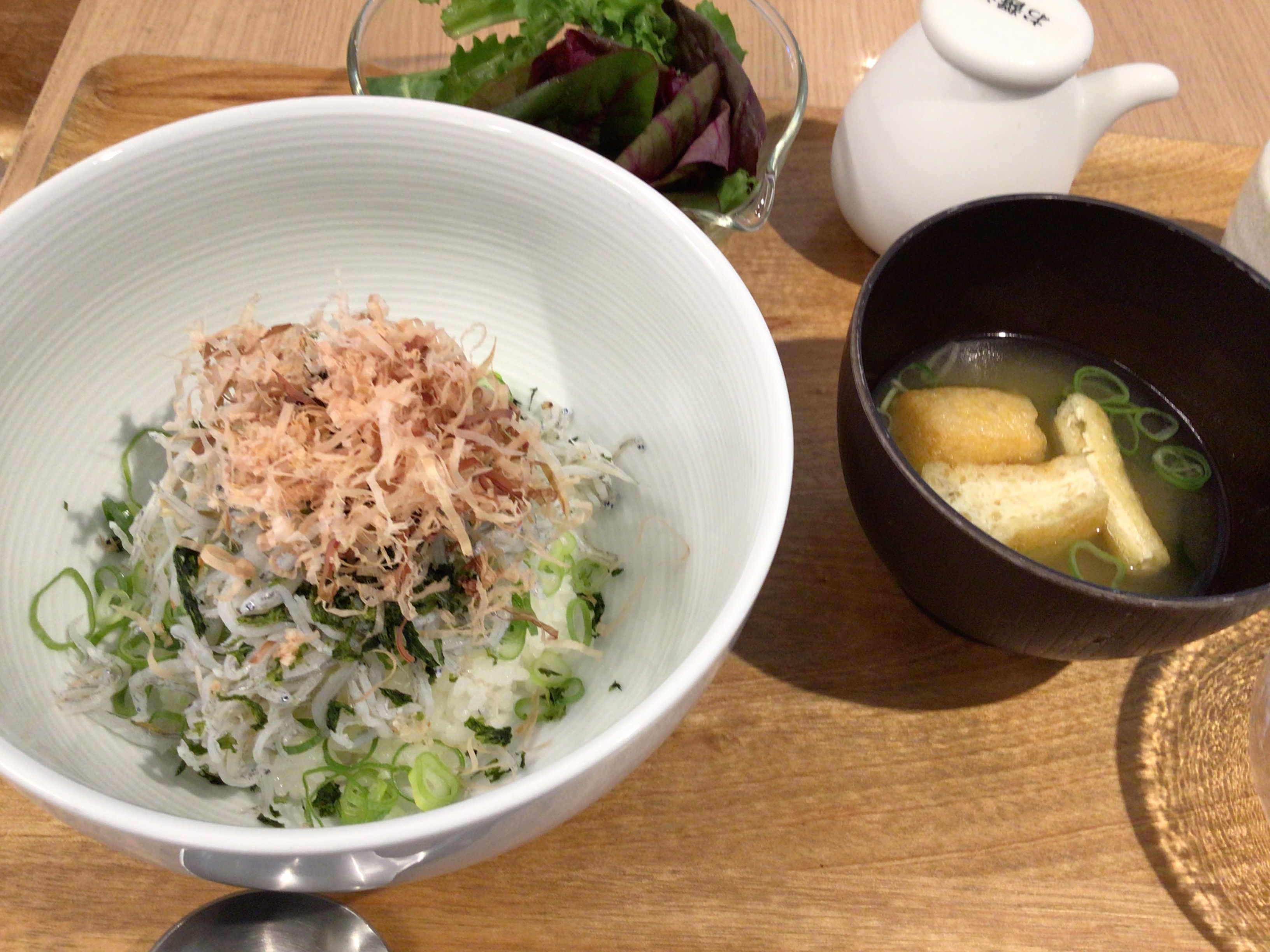 しらす丼