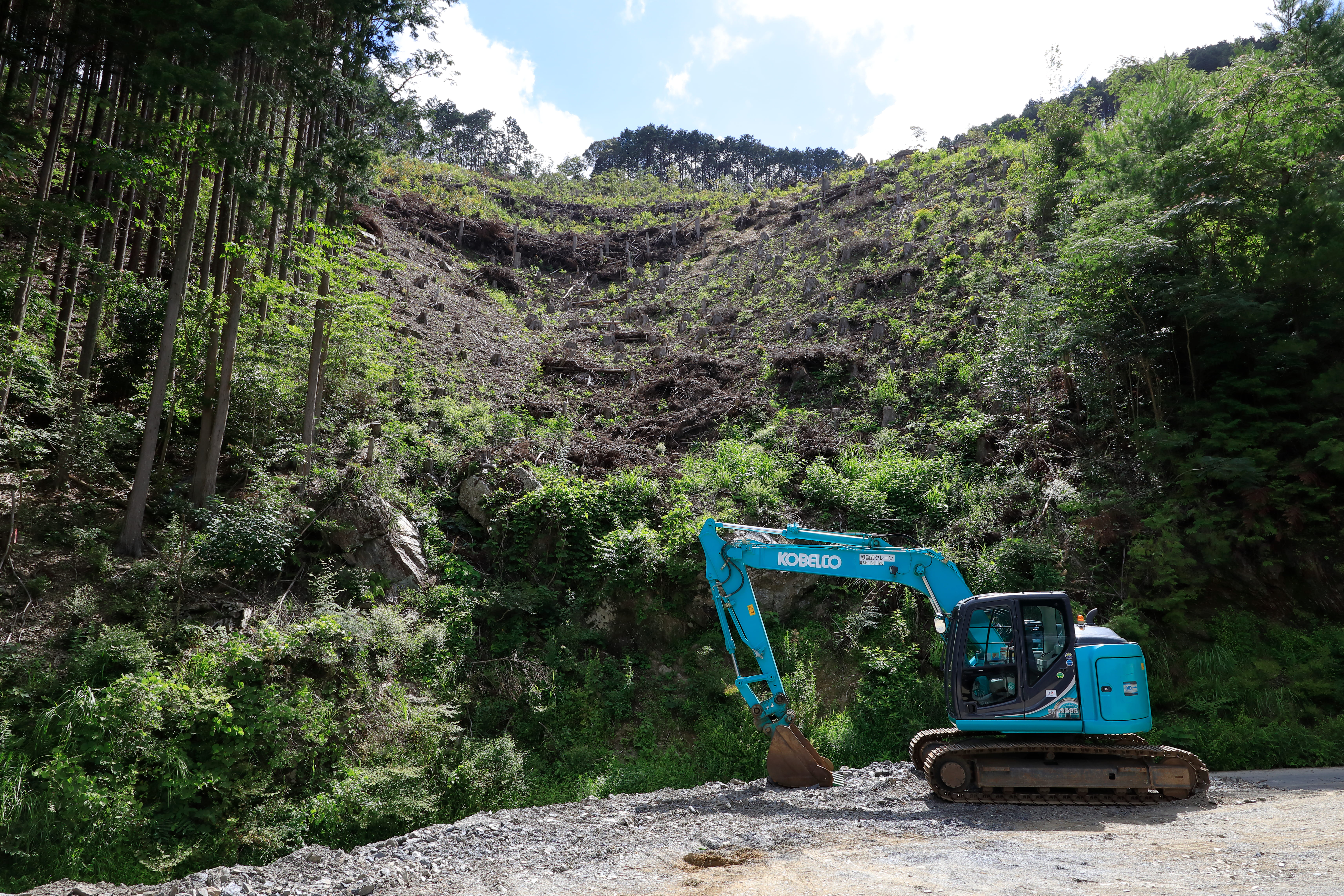 【土木施工管理技士】未経験者歓迎◆土木工事において、測量・施工図・工程表の作成、各現場での監督、作業の準備・指導◆転勤なし