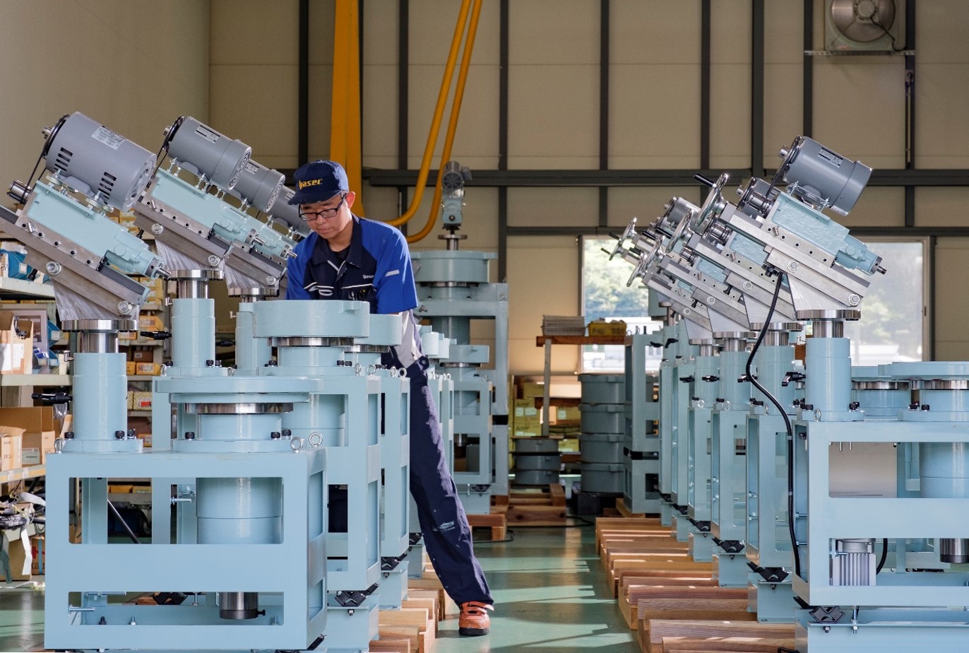 企業情報を見る