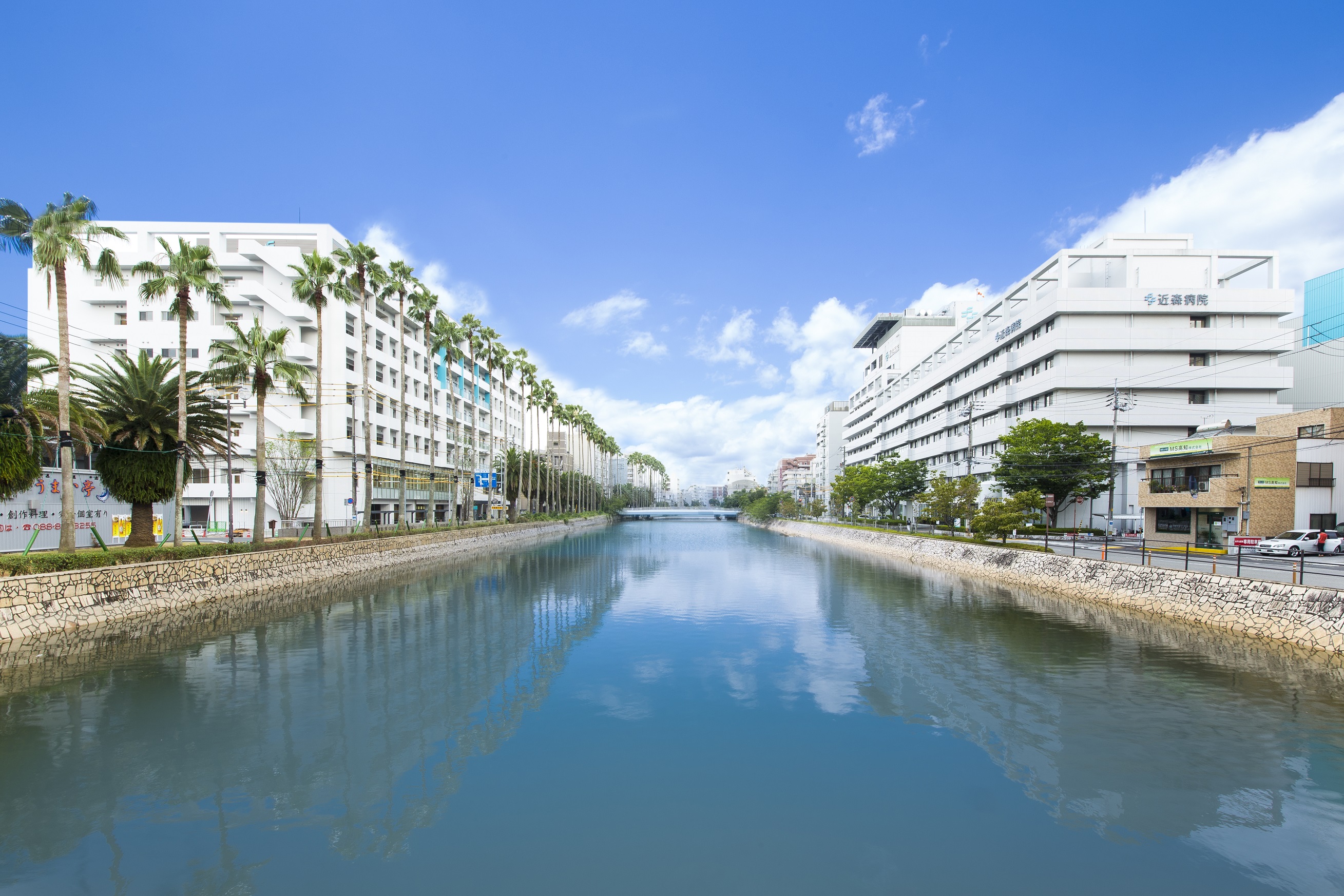 【臨床検査技師】年間休日120日◆福利厚生充実◆転勤なし◆ＵＩターン大歓迎