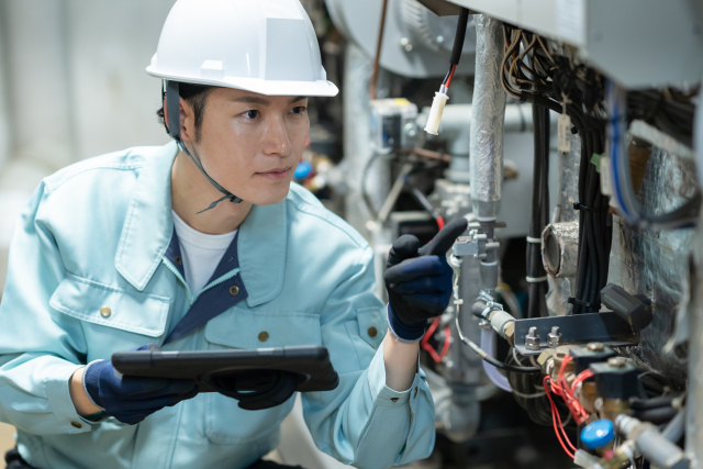 【設備保全（電気）】PLC・電気設備保全の経験を活かせます！◆年間休日数124日◆大人用紙おむつの製造メーカーです。