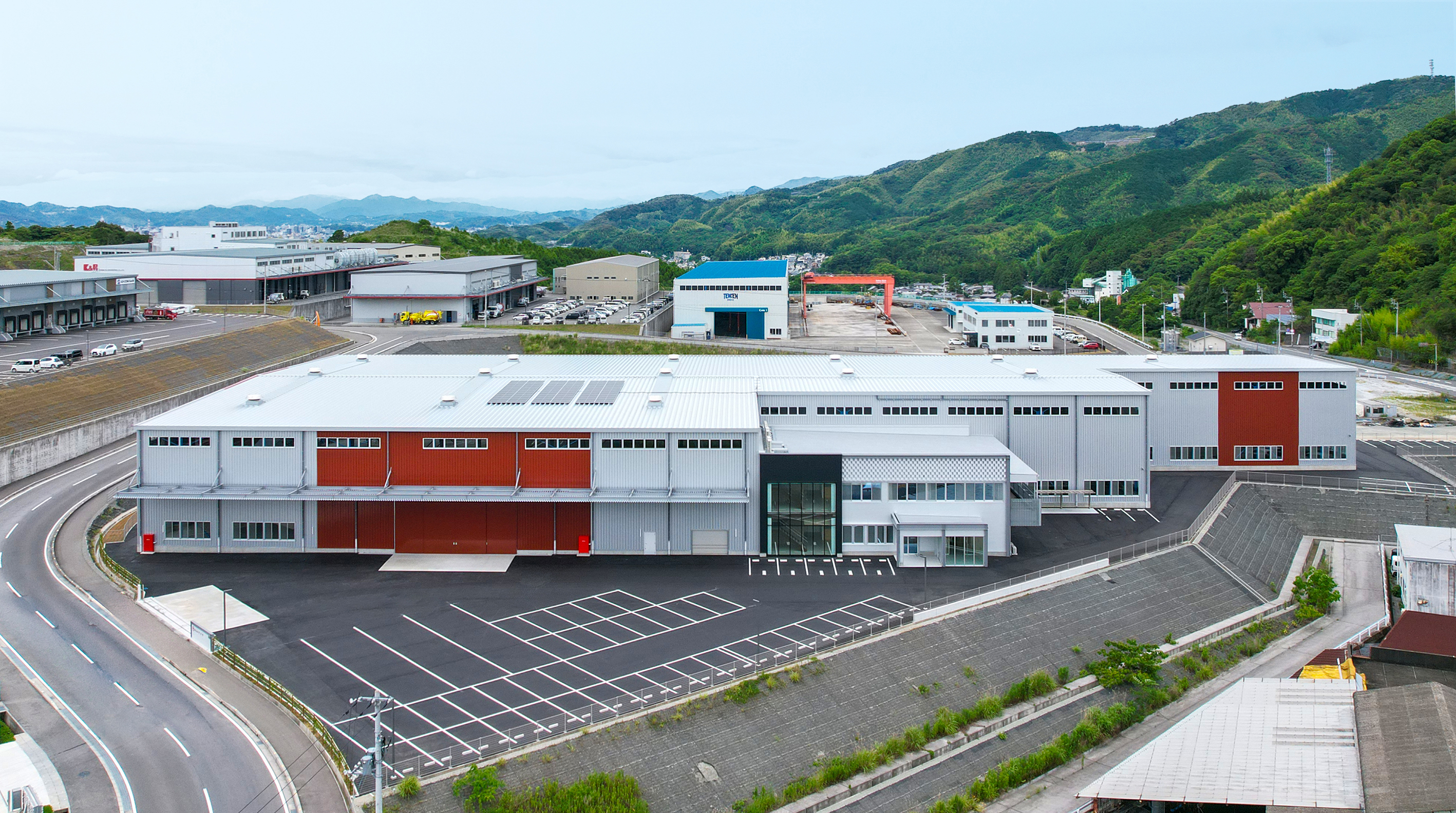 【営業職】未経験OK◆鋼材・建設資材のルート営業◆UIターン歓迎・転勤なし◆年間休日124日・土日祝休みでプライベートも充実◆2026年7月に創業105年を迎えました。